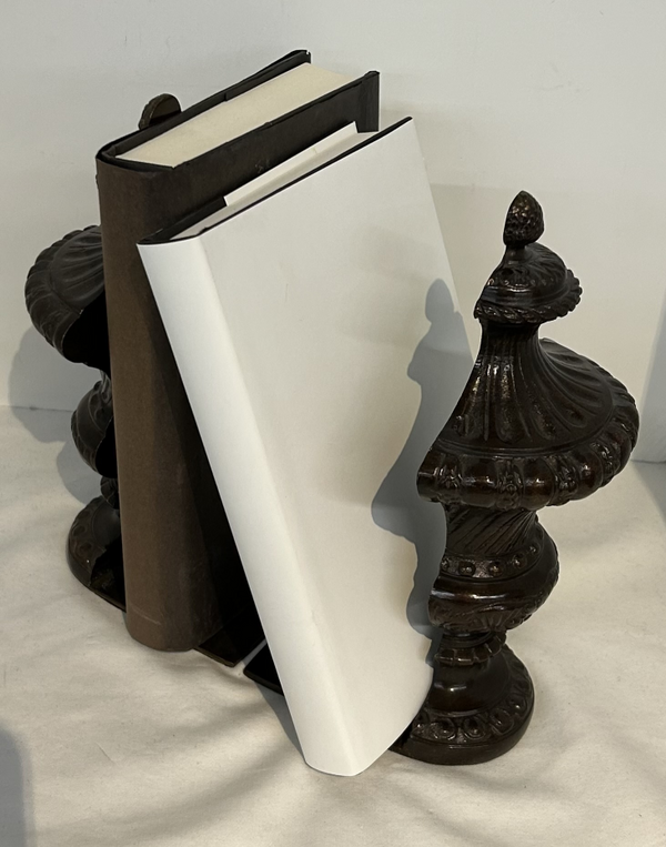 Bombay Bookends