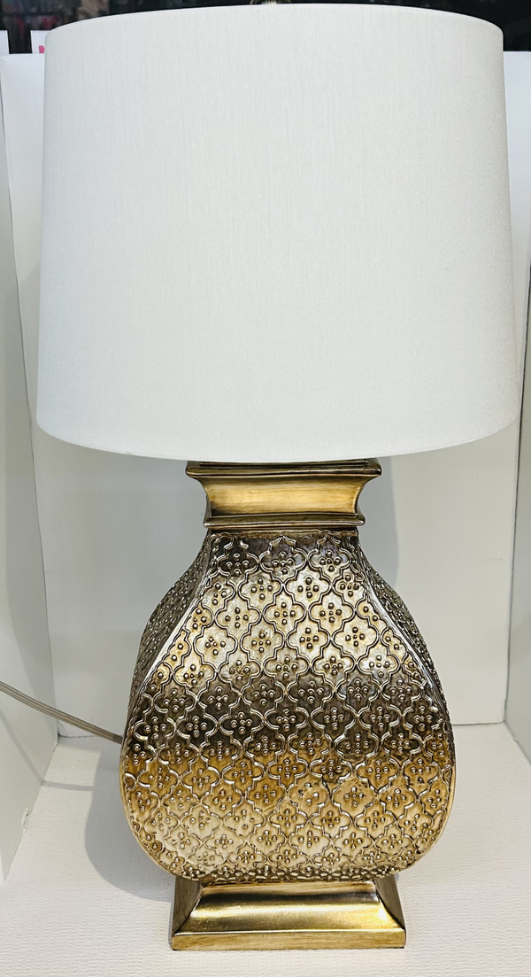 Safavieh Lamp