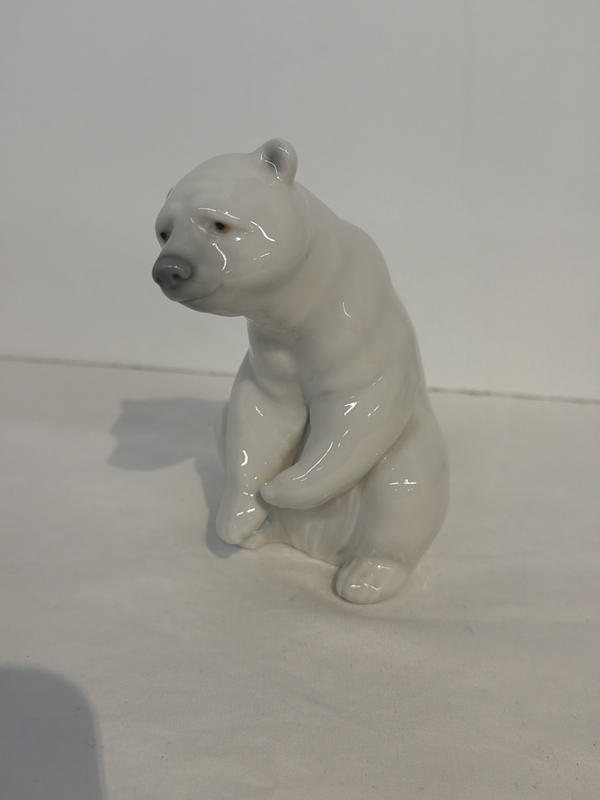 Lladro China Collectible