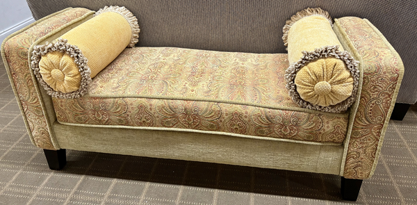 World Market Bench