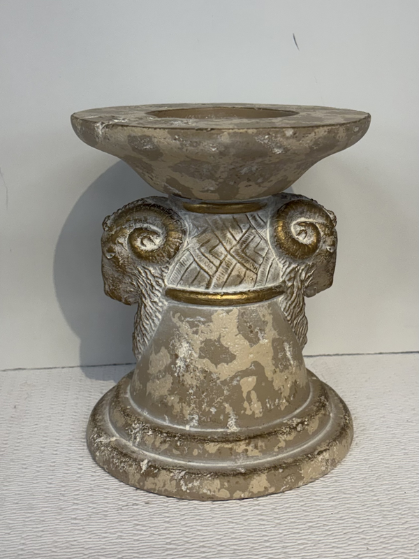 Candleholder