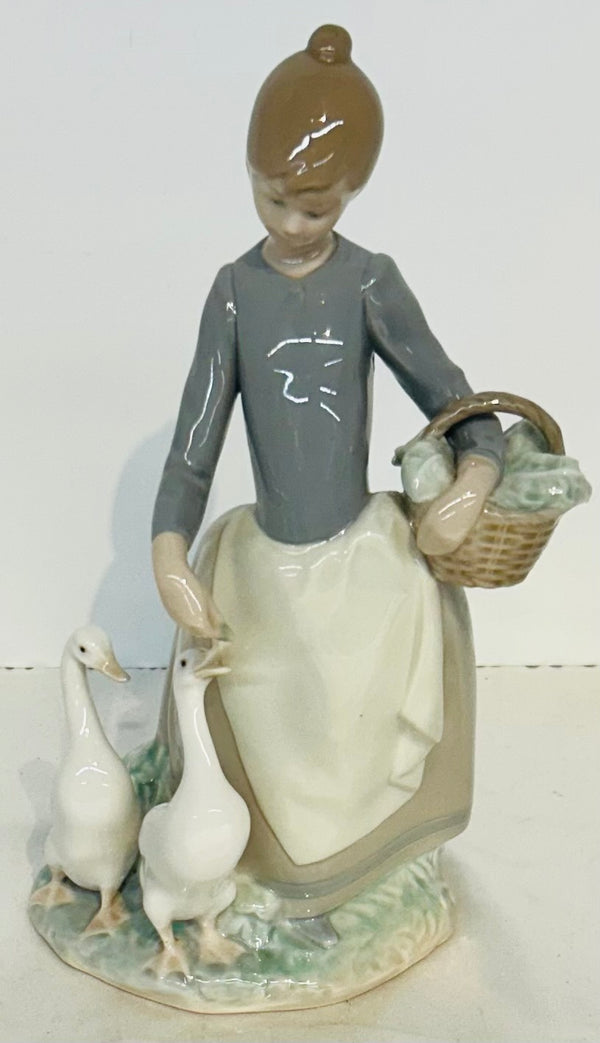 Lladro China Collectible