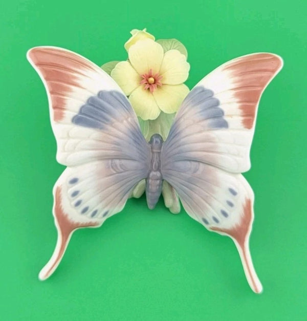 Lladro China Collectible
