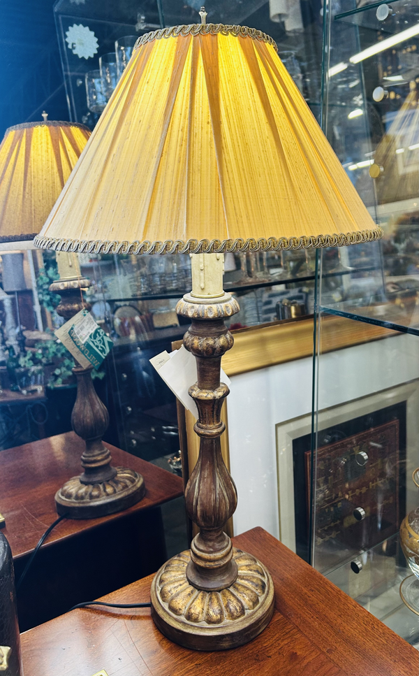 Wildwood Lamp