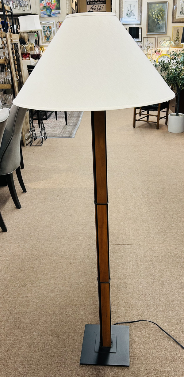 Hubbardton Forge Lamp