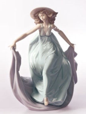 Lladro China Collectible