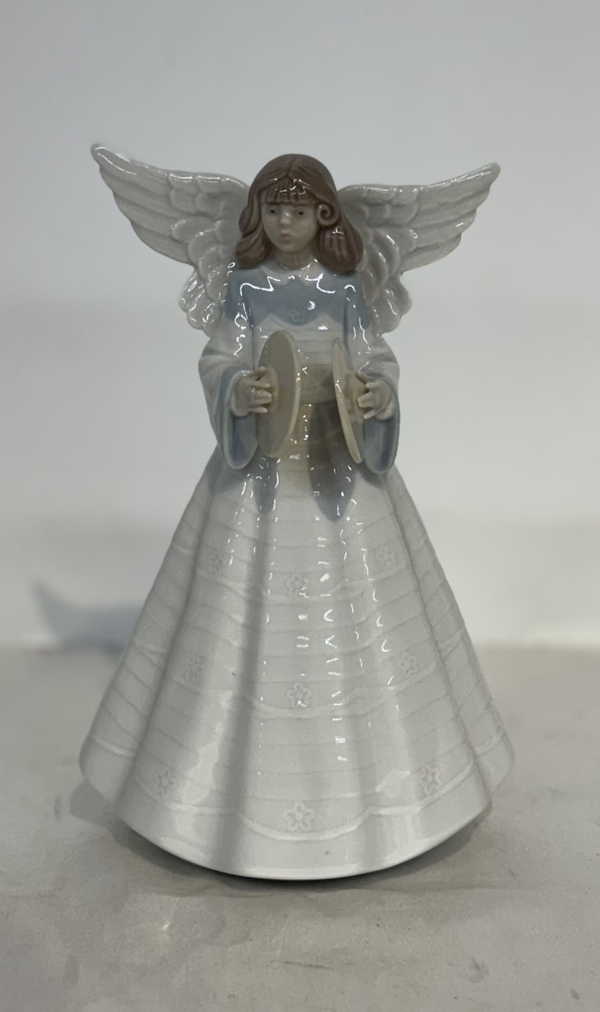 Lladro China Collectible