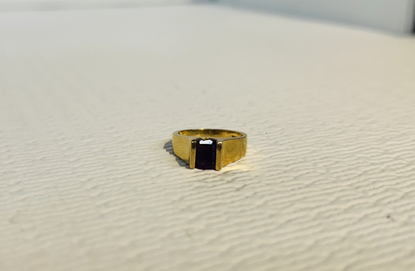 14K BH Ring