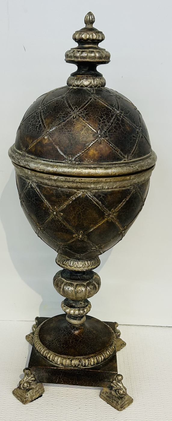 Urn