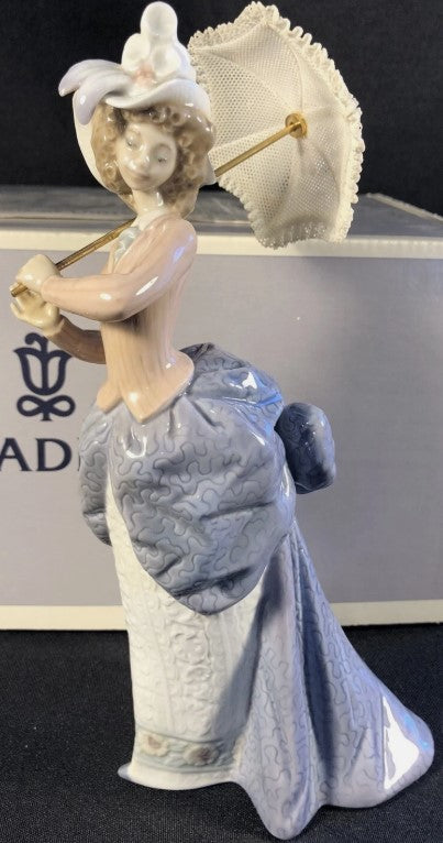 Lladro China Collectible
