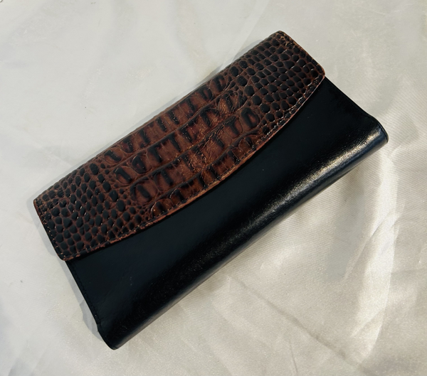 Brahmin Wallet