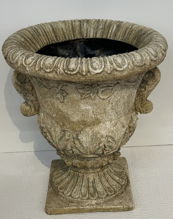 Urn