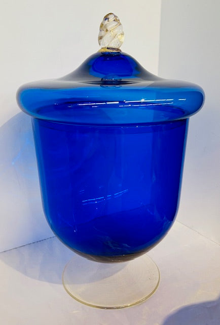 Urn
