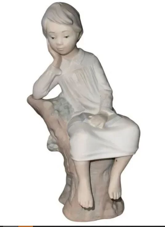 Lladro China Collectible