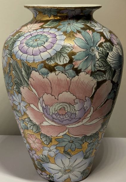 Toyo Vase